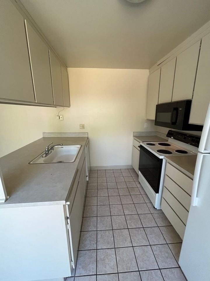 241 Baja Ave - Photo 3 of 13