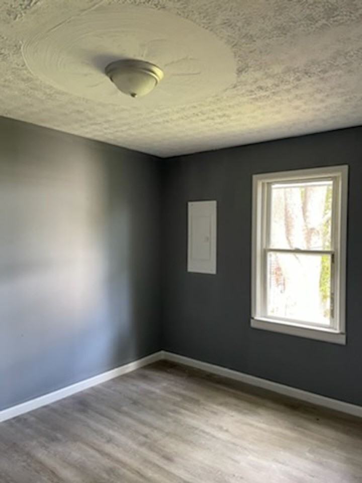 2636 Bard Ave - Photo 6 of 9