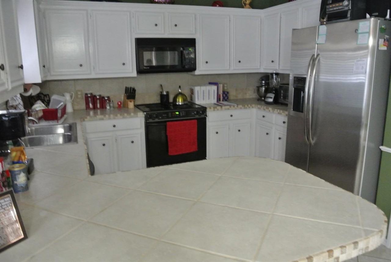 6219 8th St - Photo 3 of 13
