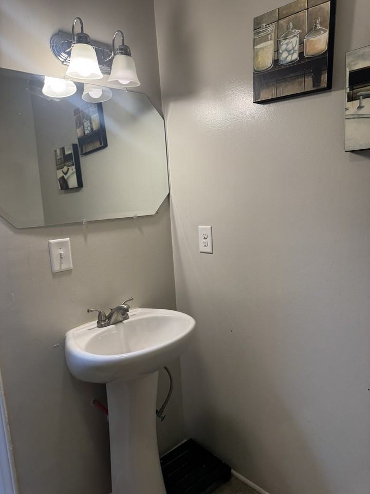 Weststone Dr #1 - Photo 3 of 11