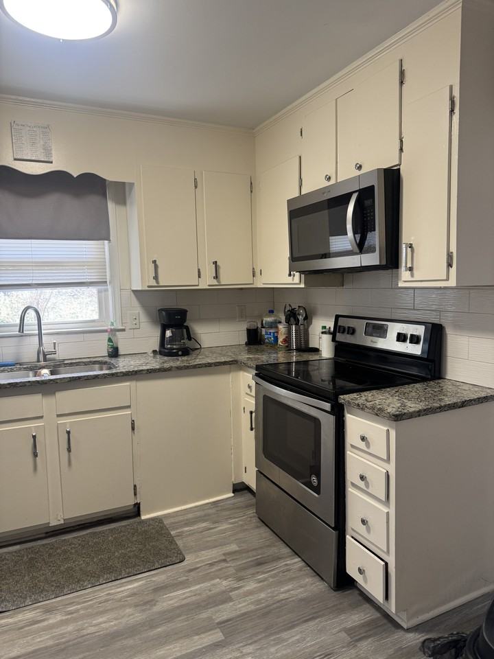 Weststone Dr #3 - Photo 7 of 10