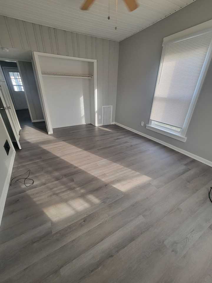 121 S 2nd Ave #1 - Photo 2 of 4