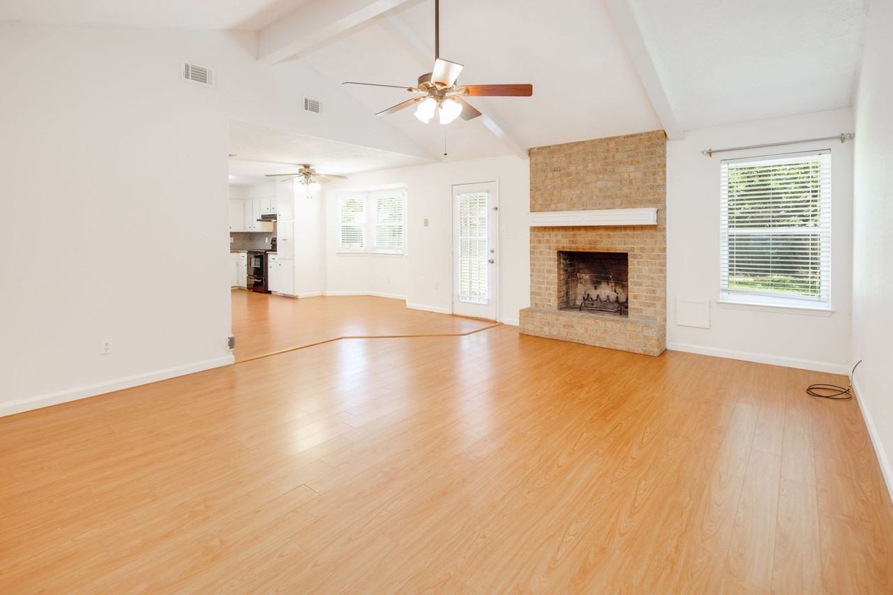 3000 Longleaf Dr - Photo 5 of 24