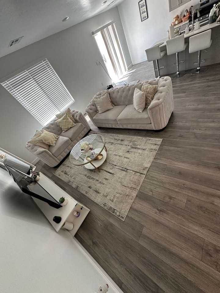 303 W 2050 N - Photo 5 of 7