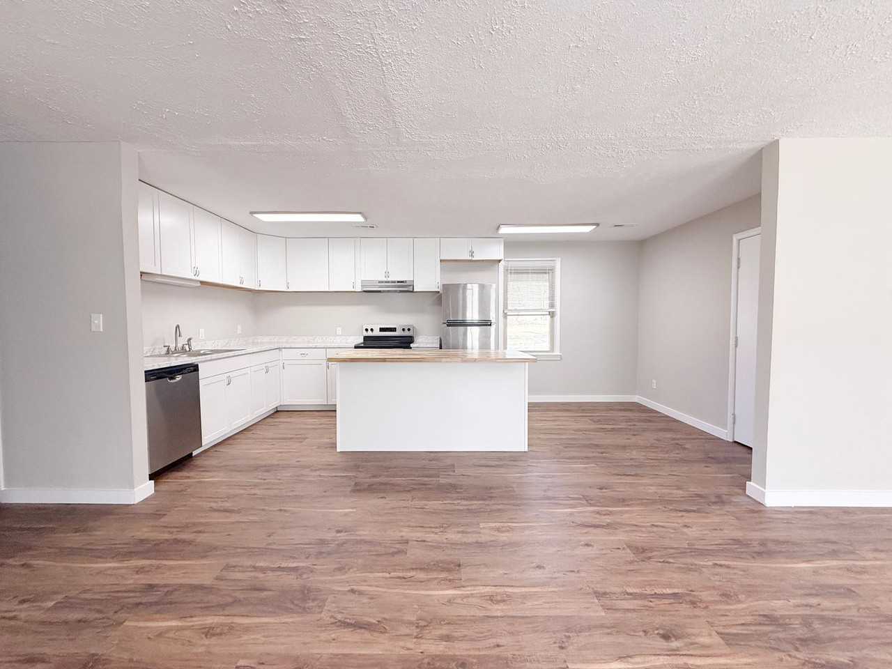 325 Petite Dr - Photo 7 of 25