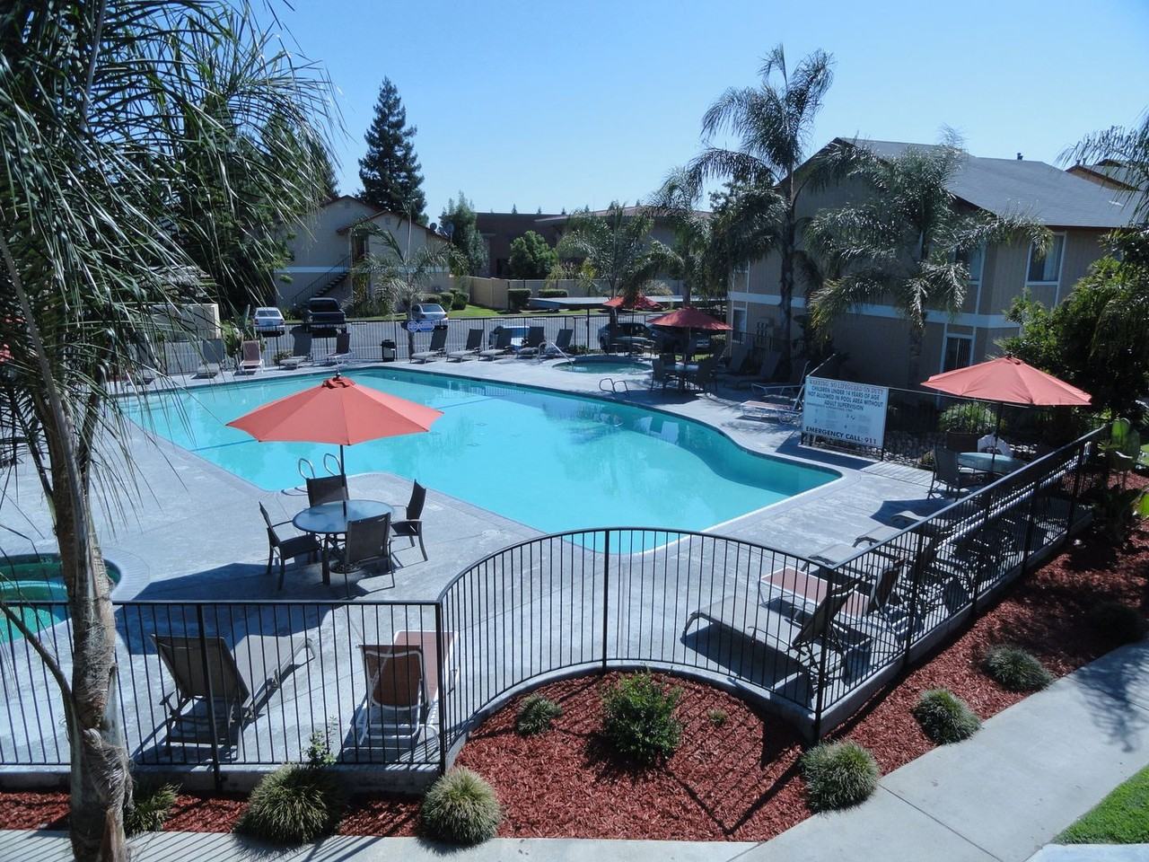 Park Knolls Apartments - Photo 3 of 7