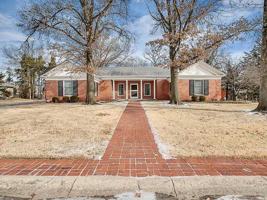 featured image of 8200 E Tipperary St