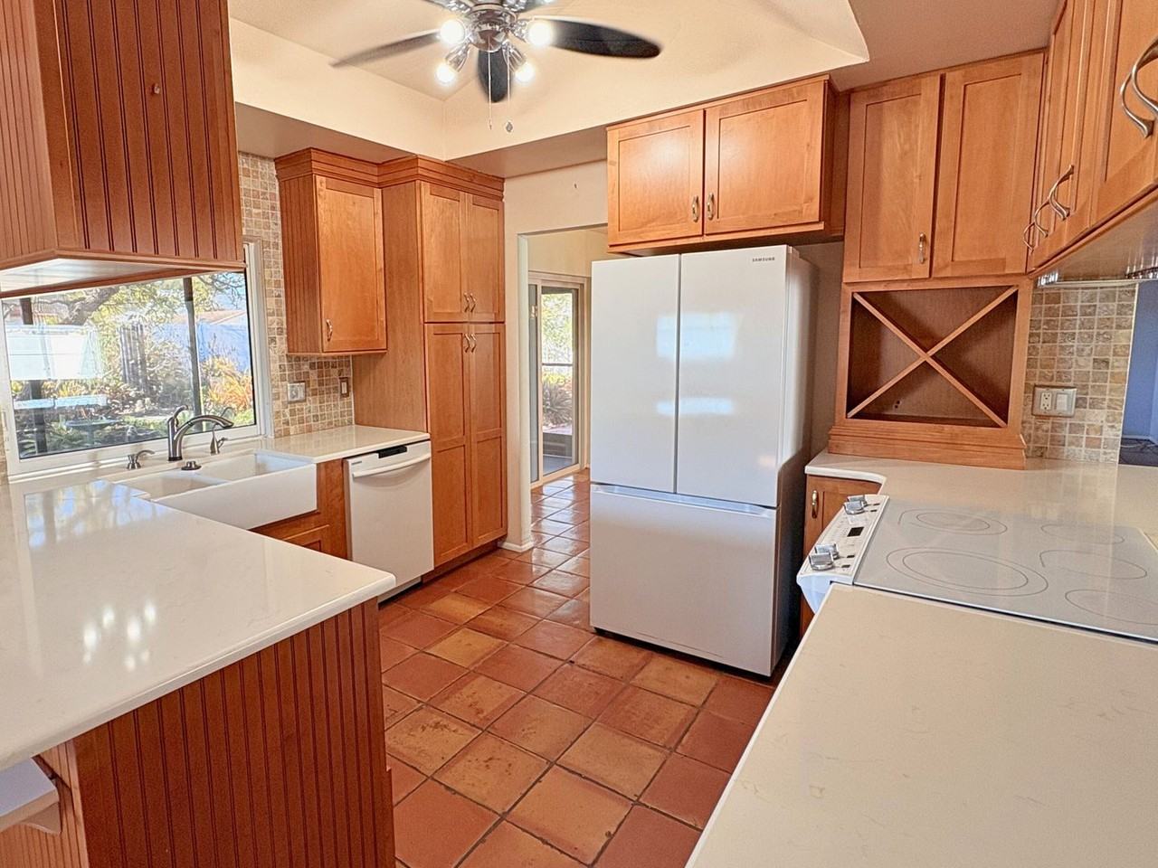 7266 Orkney Ave N - Photo 6 of 19