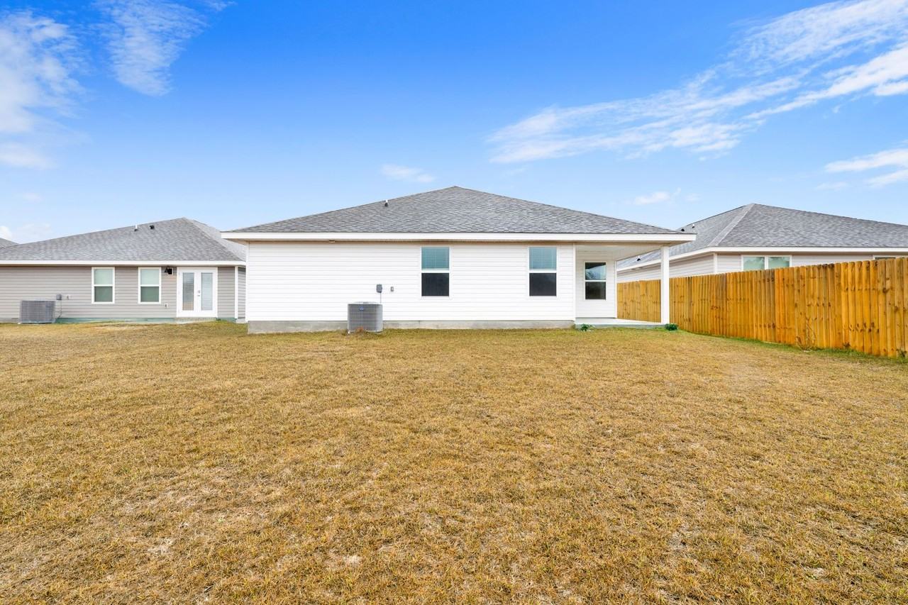 6304 Firefly Dr - Photo 4 of 21