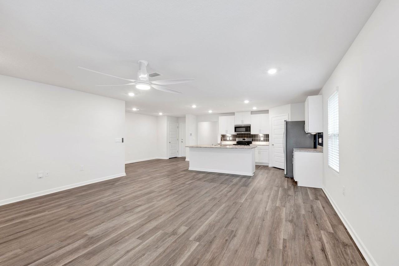 6304 Firefly Dr - Photo 5 of 21