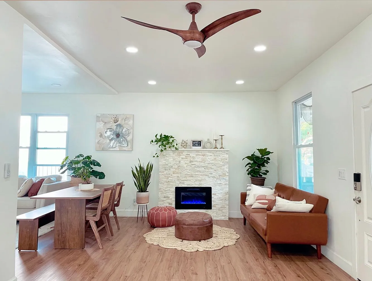 808 24th Ave N - Photo 2 of 14