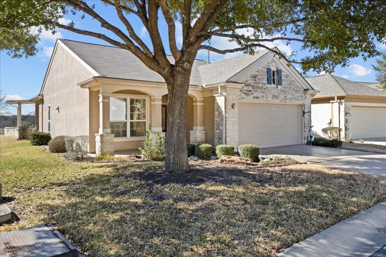 212 Summer Rd - Photo 2 of 36