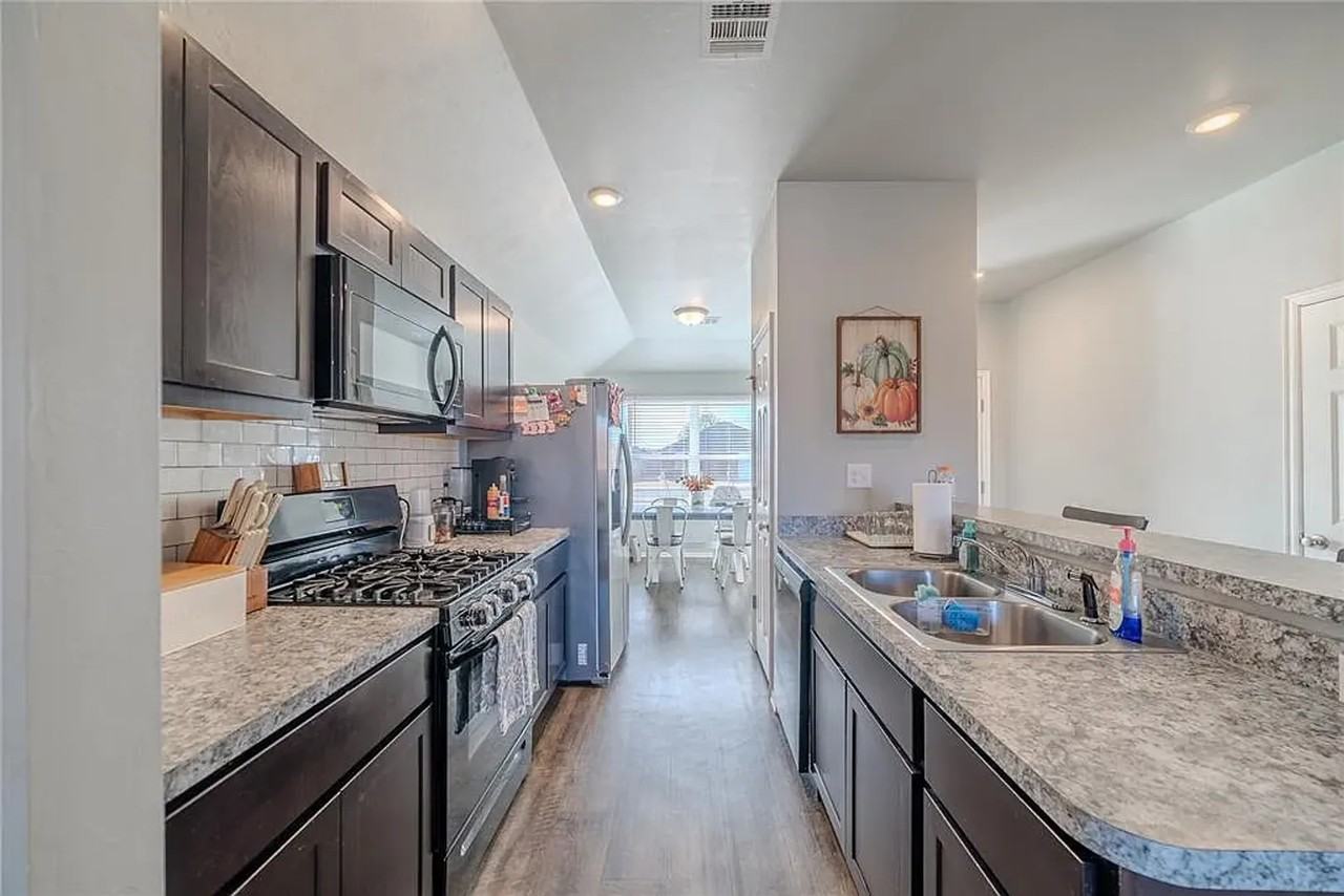 1112 S Appaloosa Ln - Photo 6 of 14