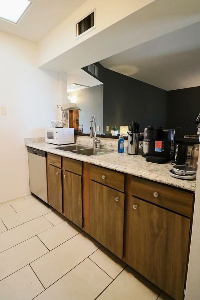 4182 N Western Winds Dr - Photo 4 of 18