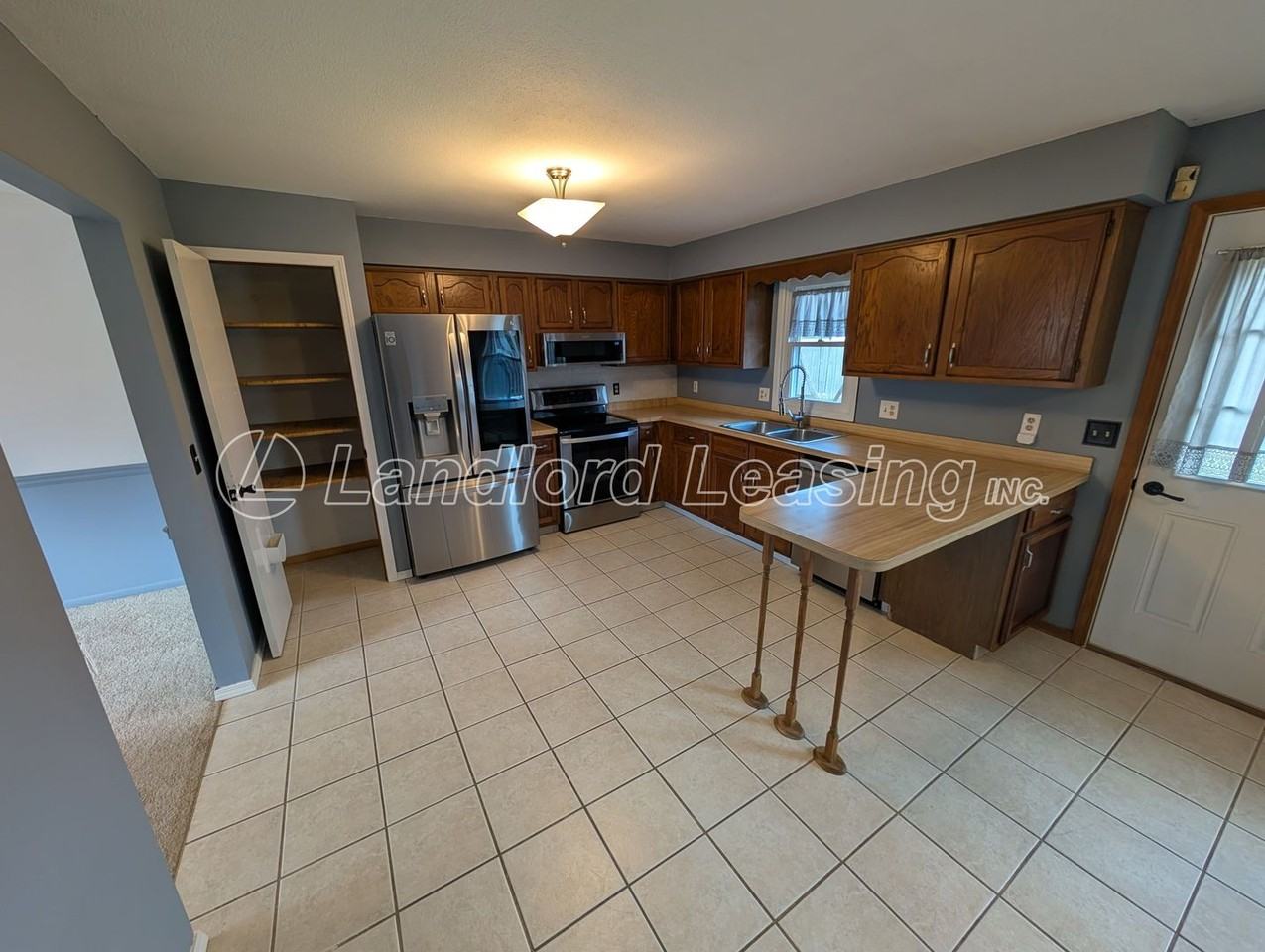 438 Loyola Dr - Photo 6 of 21