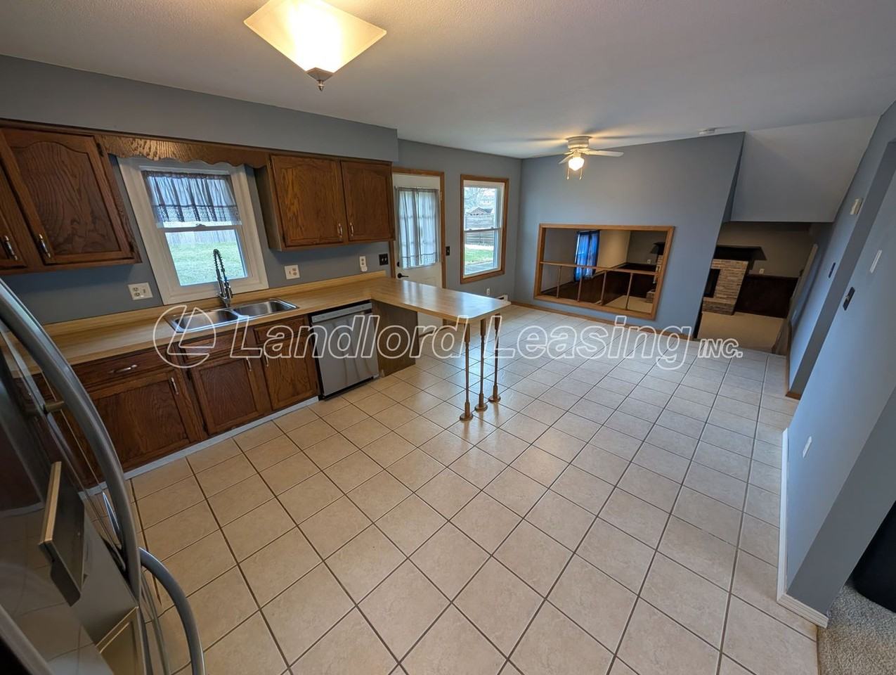 438 Loyola Dr - Photo 7 of 21