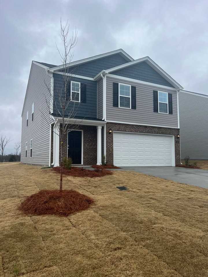 116 Landon Ln - Photo 2 of 32