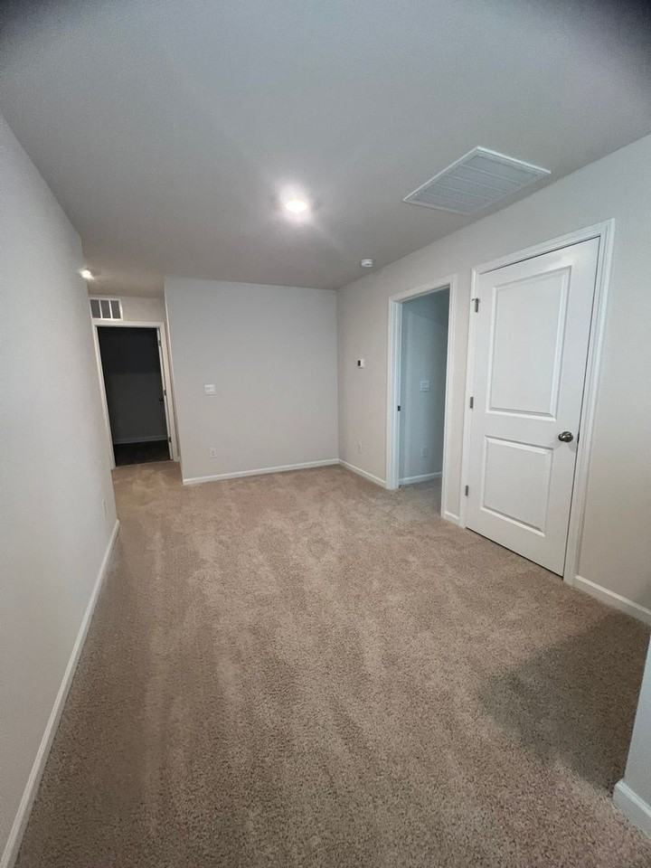 116 Landon Ln - Photo 6 of 32