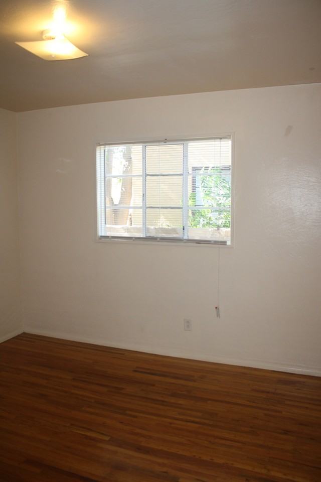 217 Grove - Photo 3 of 9