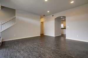 featured image of 392 Sycamore Rd