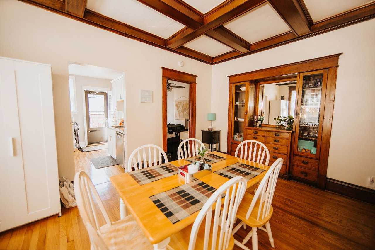 2010 Marshall Ave - Photo 7 of 31