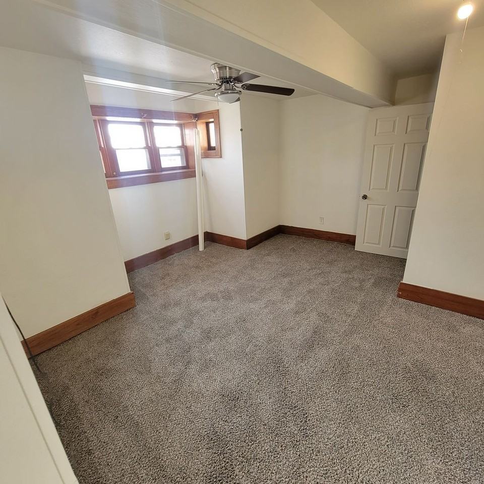 PROP - 1023 PIERCE ST - Photo 7 of 11