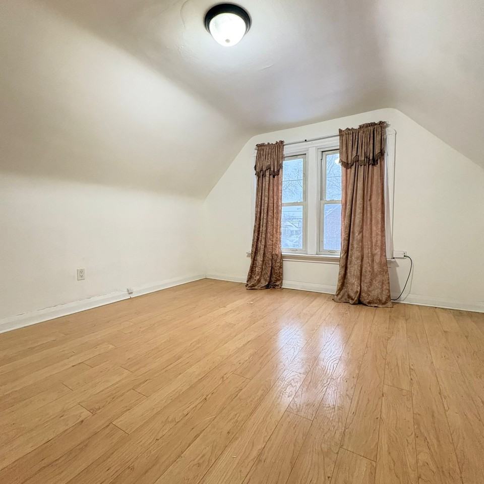 348 Mortimer Avenue #2 - Photo 7 of 7