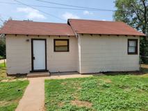 rw1421 - Photo 1 of 1