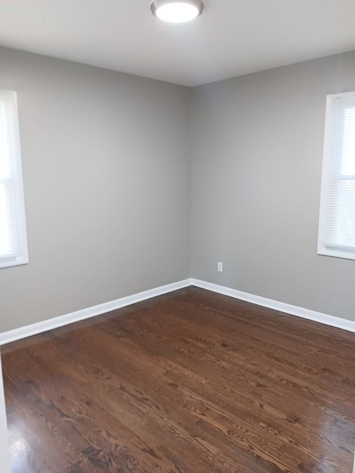 7601 White Oak Ave - Photo 6 of 12