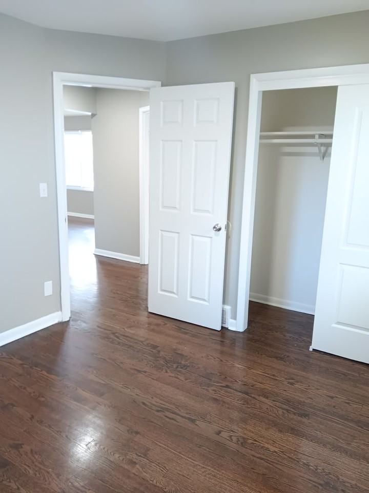 7601 White Oak Ave - Photo 7 of 12