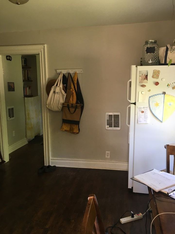 601 S 13th St #B - Photo 3 of 7