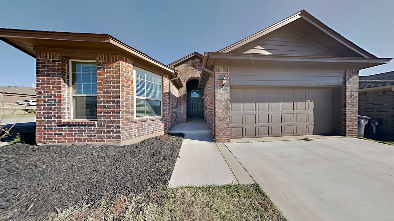 12541 Babbling Brook Dr - Photo 2 of 18