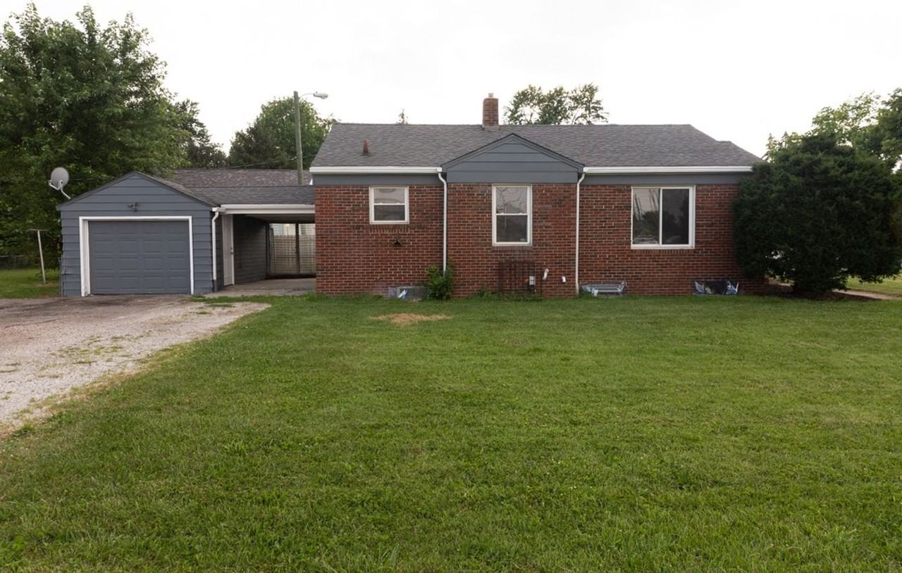 5925 E 21st St - Photo 4 of 23