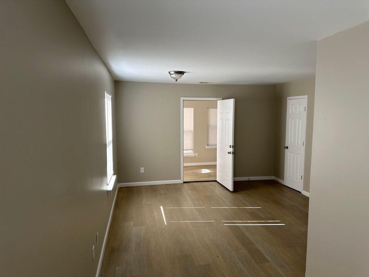 399 Arthur St - Photo 4 of 9