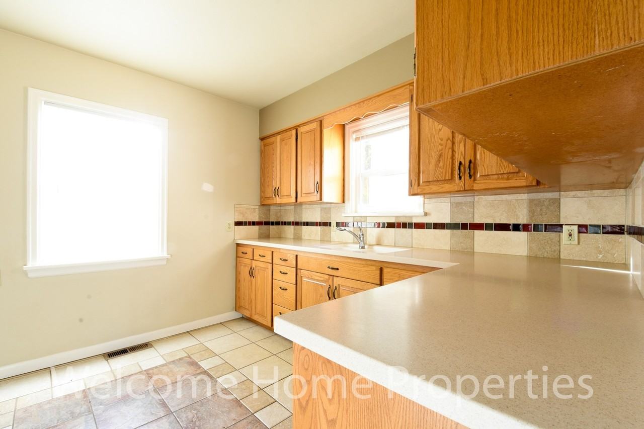 24 Se 4th St - Photo 7 of 23