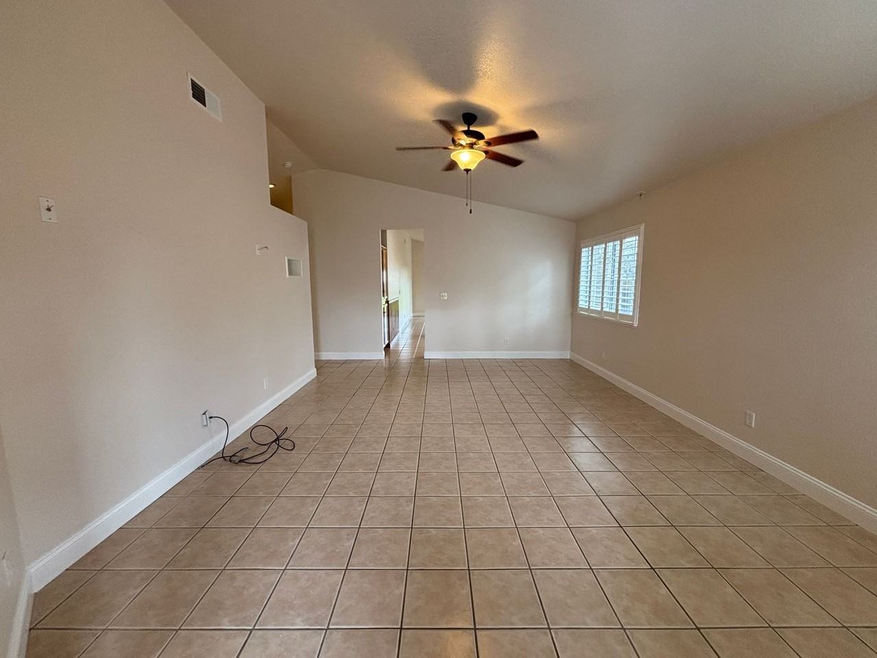 5321 Lake Pleasant Dr - Photo 2 of 24