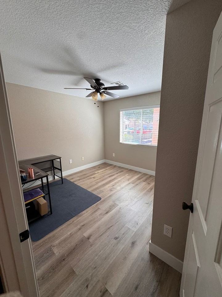 9248 E 30th Pl - Photo 5 of 11