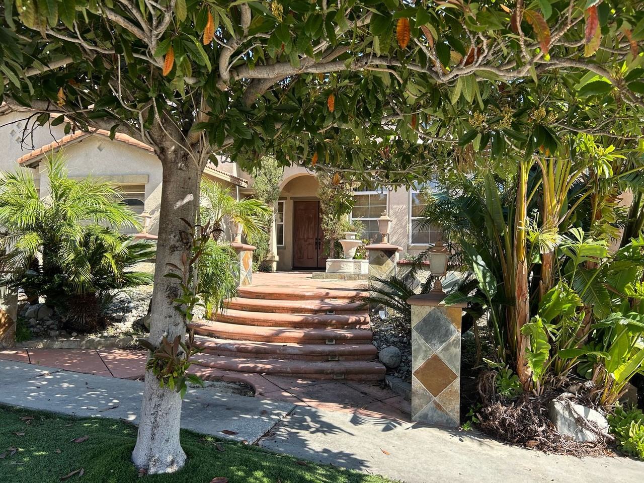 5867 Jackson Pl - Photo 3 of 30