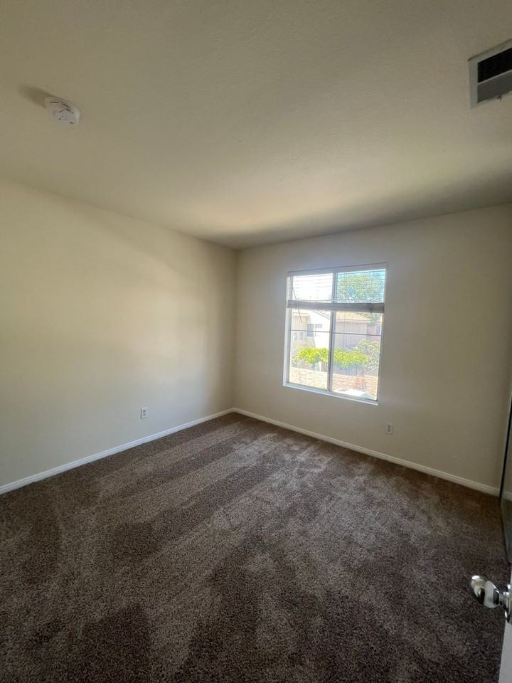 10957 Caminito Arcada - Photo 7 of 14