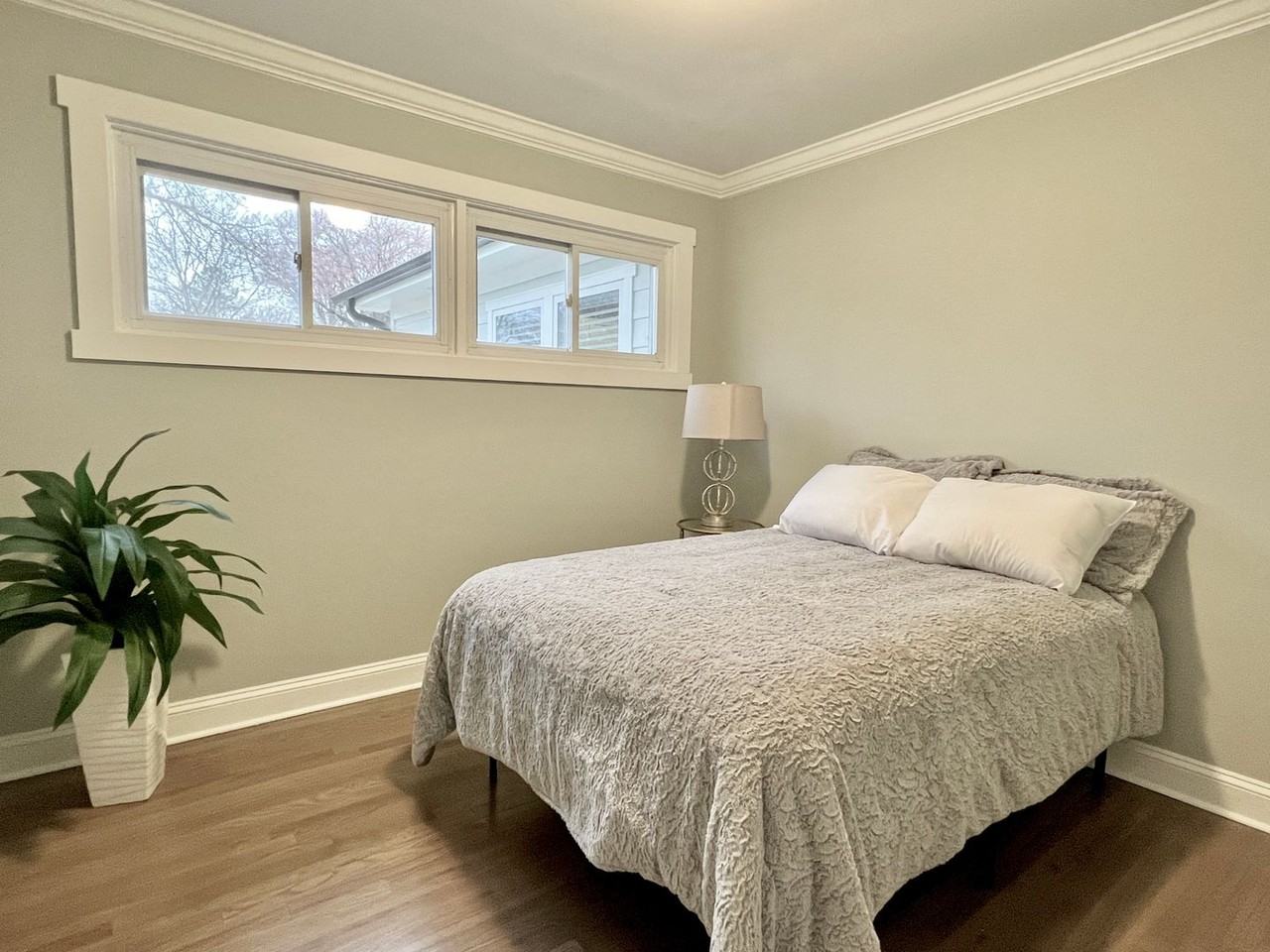 4227 Murrayhill Rd - Photo 3 of 20