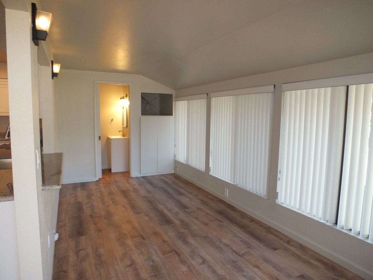 3471 Cambridge Rd - Photo 7 of 16