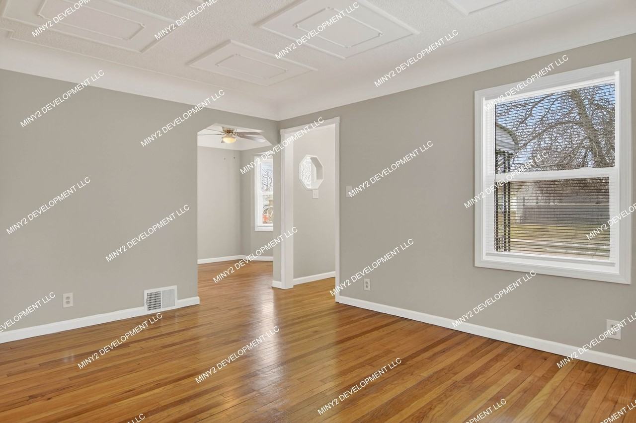 21090 La Salle Blvd - Photo 5 of 30