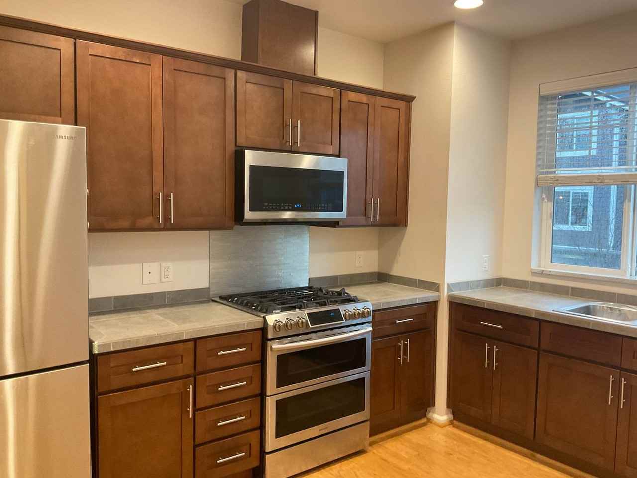 3417 31st Dr - Photo 5 of 49