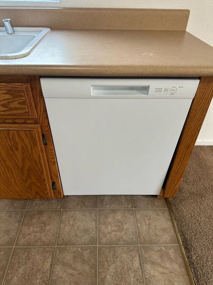 1724 E Country Ct - Photo 5 of 19