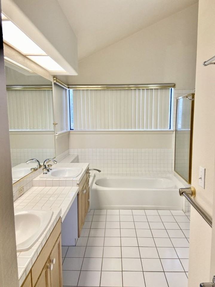 95-1011 Meanui St - Photo 4 of 12