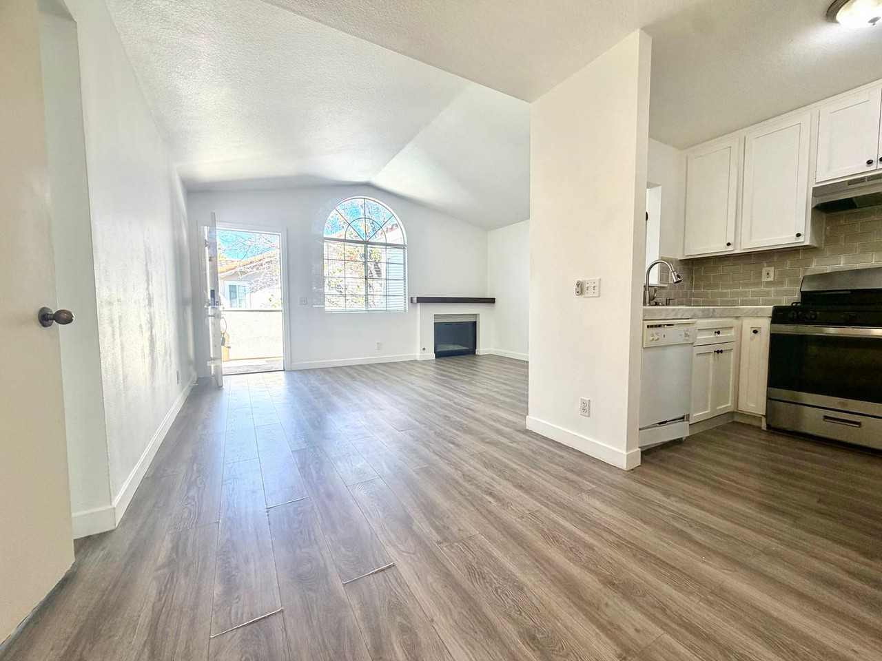 22 Via Terrano - Photo 2 of 17