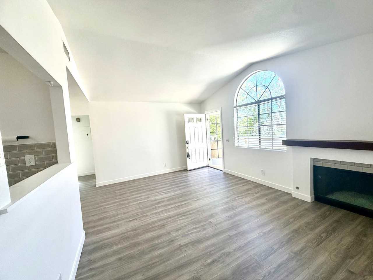 22 Via Terrano - Photo 3 of 17