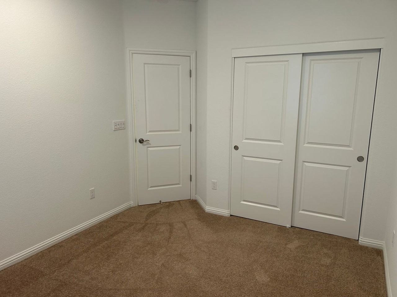 212 Elk Creek Dr - Photo 5 of 28