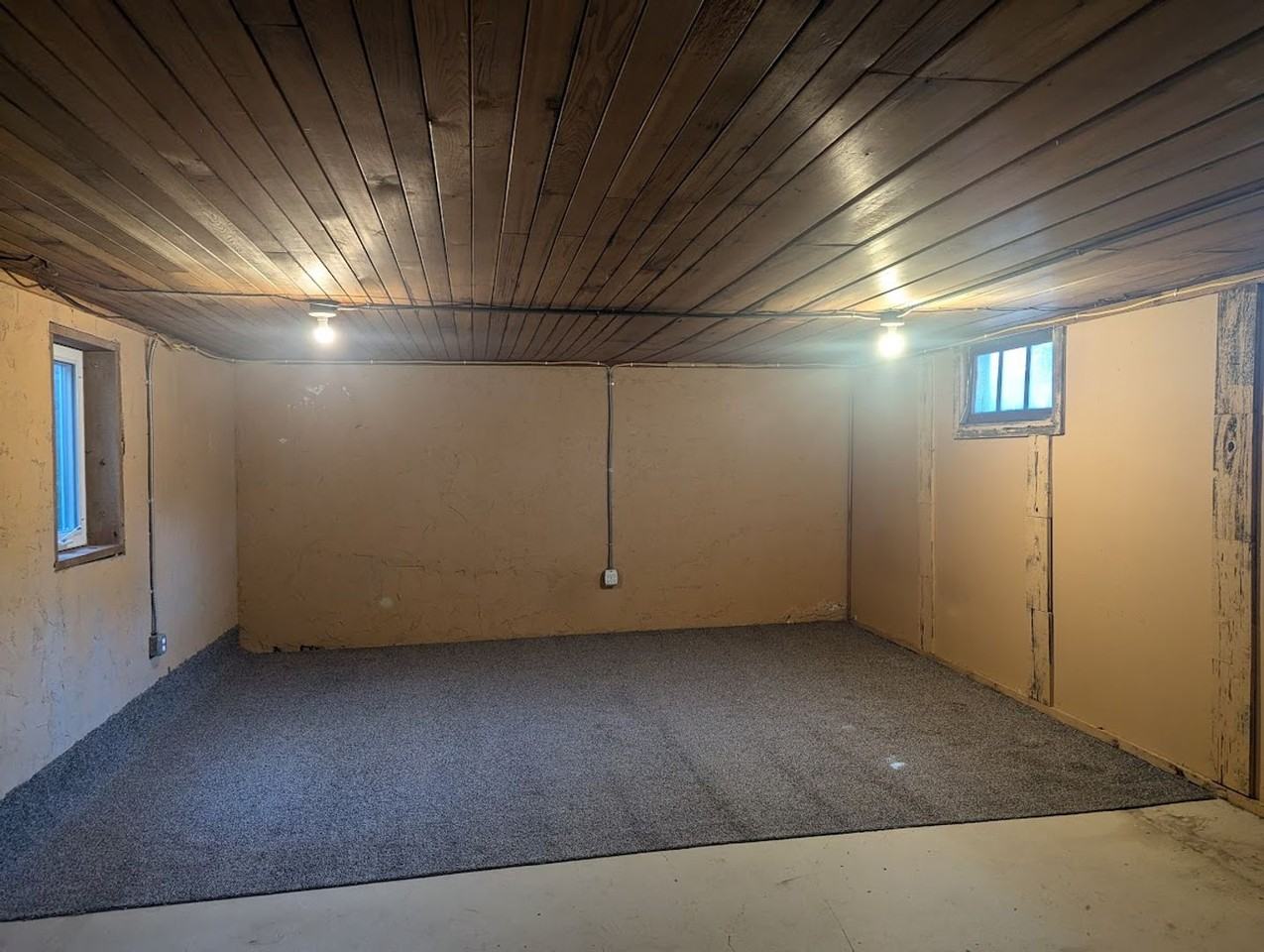 1305 14th St - Photo 4 of 9