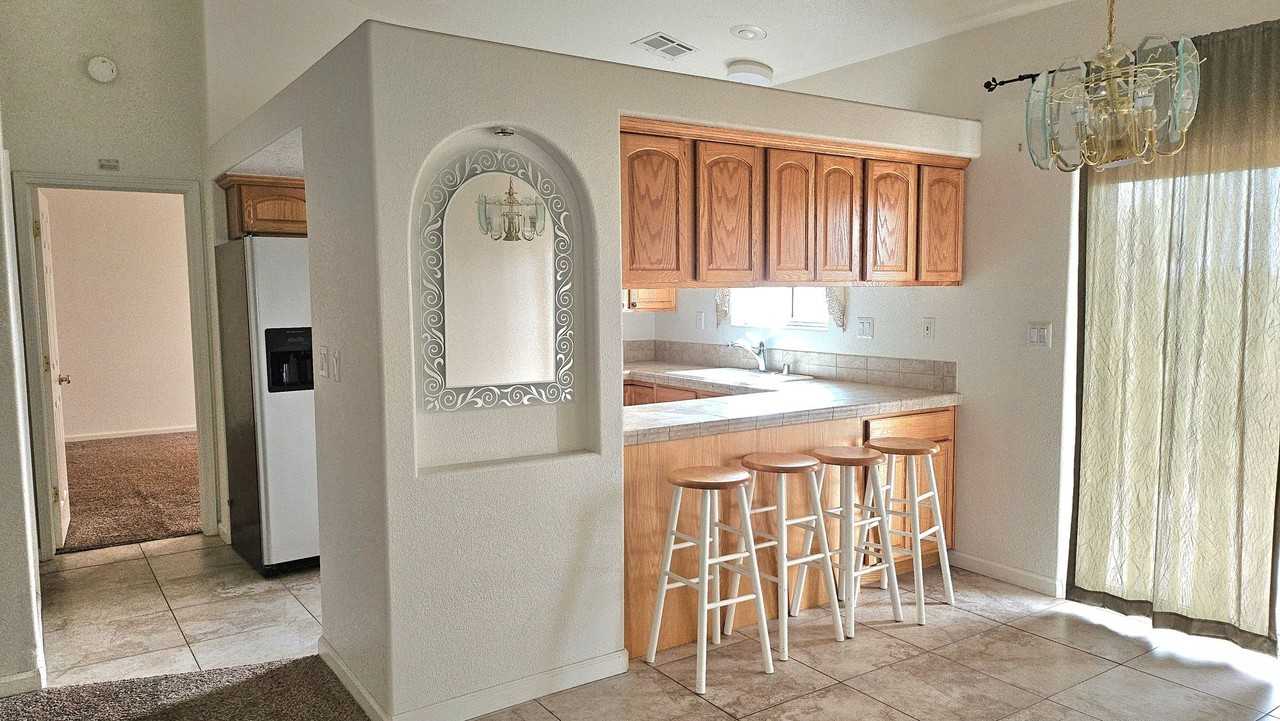 9578 Village Pkwy - Photo 7 of 21